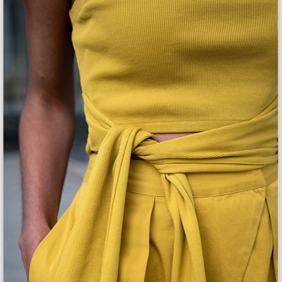 Signed Blake x The Drop | NWOT Convertible Crop Top in Citronelle - Picture 5 of 11